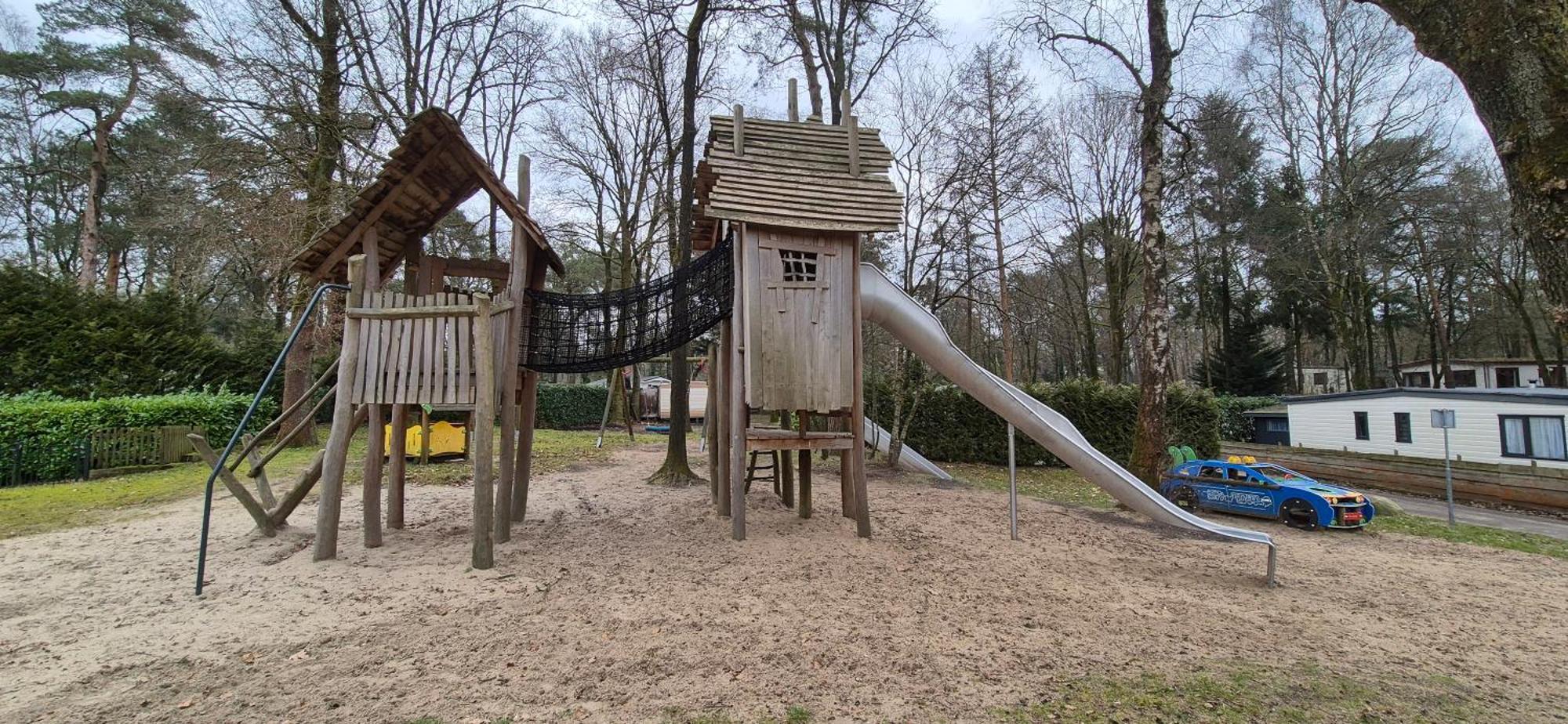 Het Veluwse Boshuisje Knus Chalet Met Omheinde Tuin Op De Veluwe Hoenderloo Luaran gambar
